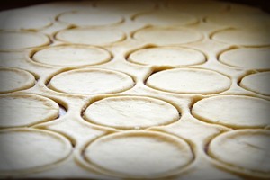 Išbandę šią koldūnų ar virtinių tešlą į tradicinę nebežiūrėsite