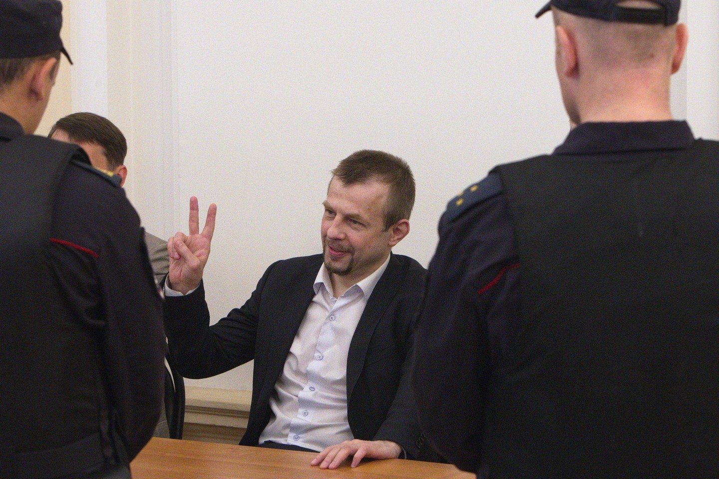 Rusijos opozicijos palaikomas Jaroslavlio eksmeras Jevgenijus Urlašovas nuteistas kalėti 12 metų už korupciją.<br>Sputnic/Scanpix nuotr.