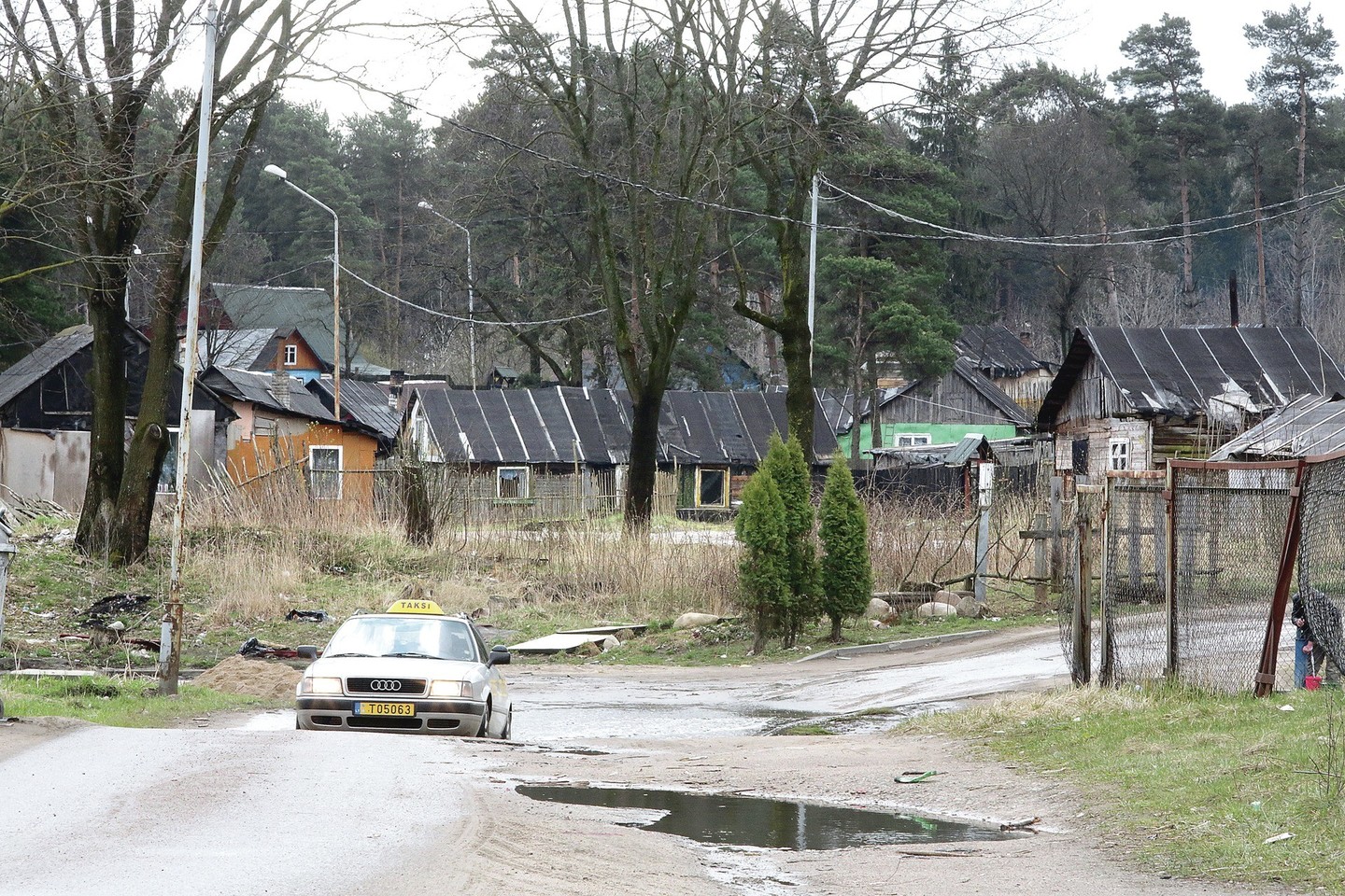Tokį anksčiau įprastą vaizdą – taksi automobilis Vilniaus čigonų tabore – pastaruoju metu galima išvysti labai retai.