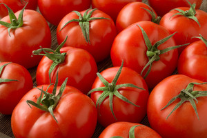 Genialus būdas, kaip išsaugoti pomidorus šviežius iki Kalėdų