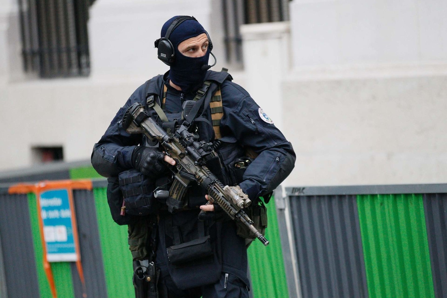 Prancūzijoje ieškoma įtariamo teroristo iš Afganistano.<br>AFP/“Scanpix“ nuotr.