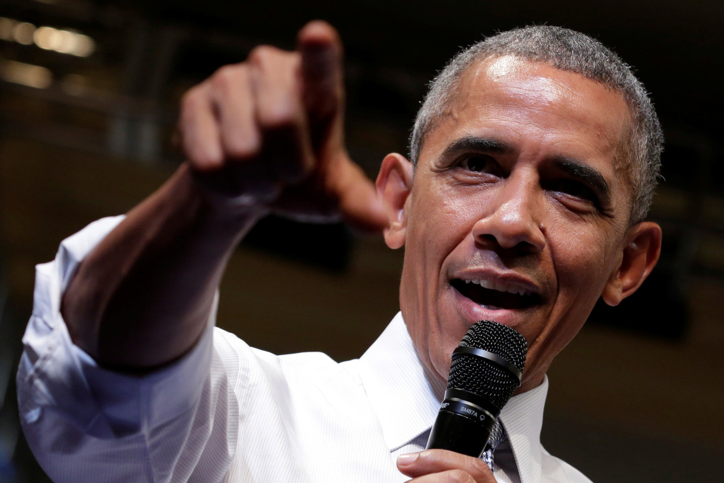 B.Obama savo gimtadienio 55-ojo gimtadienio išvakarėse sušvelnino bausmę daugiau nei 200 už narkotikus nuteistiems žmonėms.