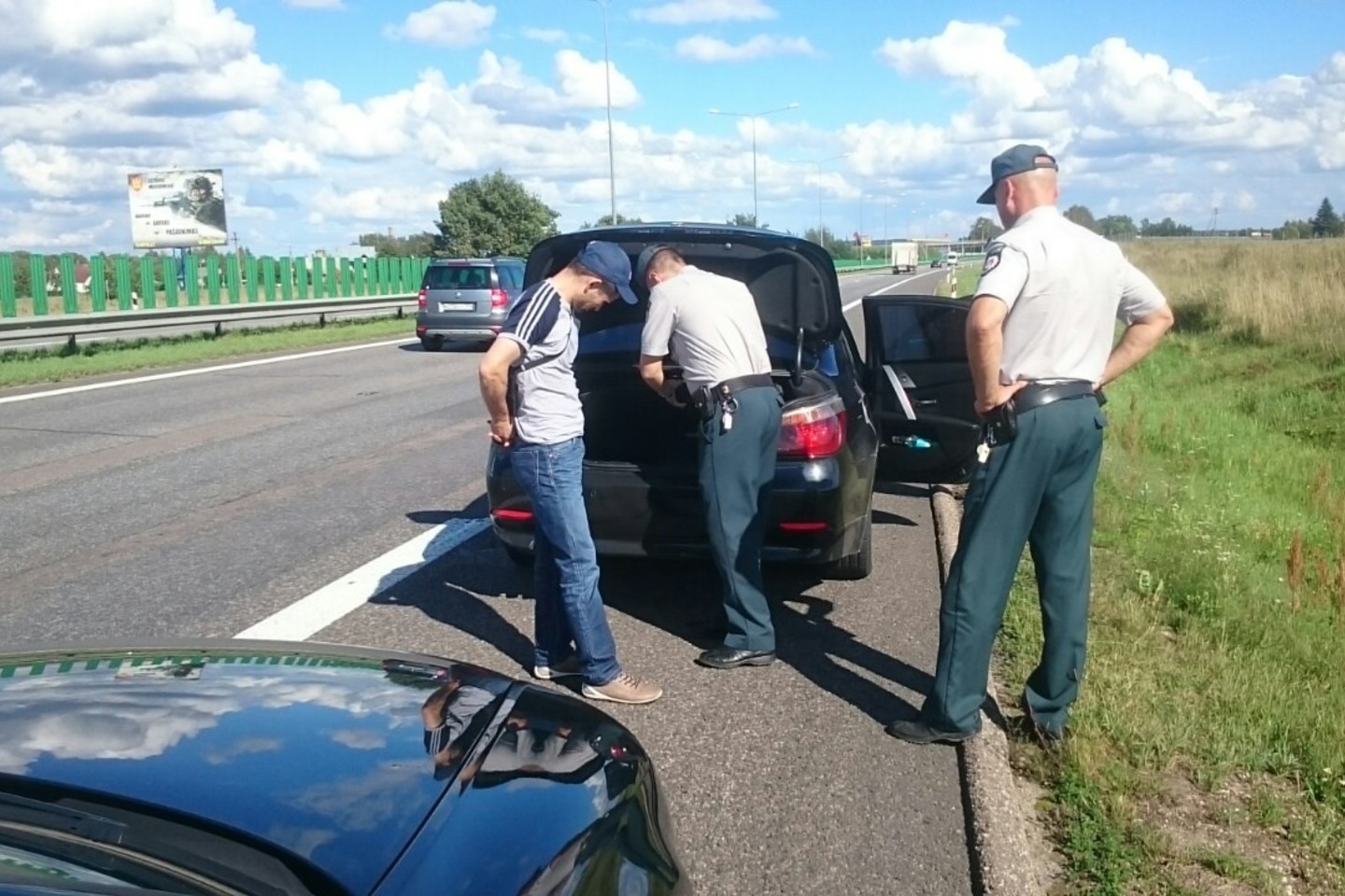 Čečėnas policijai įkliuvo iš savo BMW išspaudęs 188 km/val.<br>LKPT nuotr.