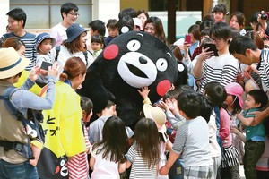 Japoniją garsina moderni dvasia – „meškažmogis“ Kumamonas