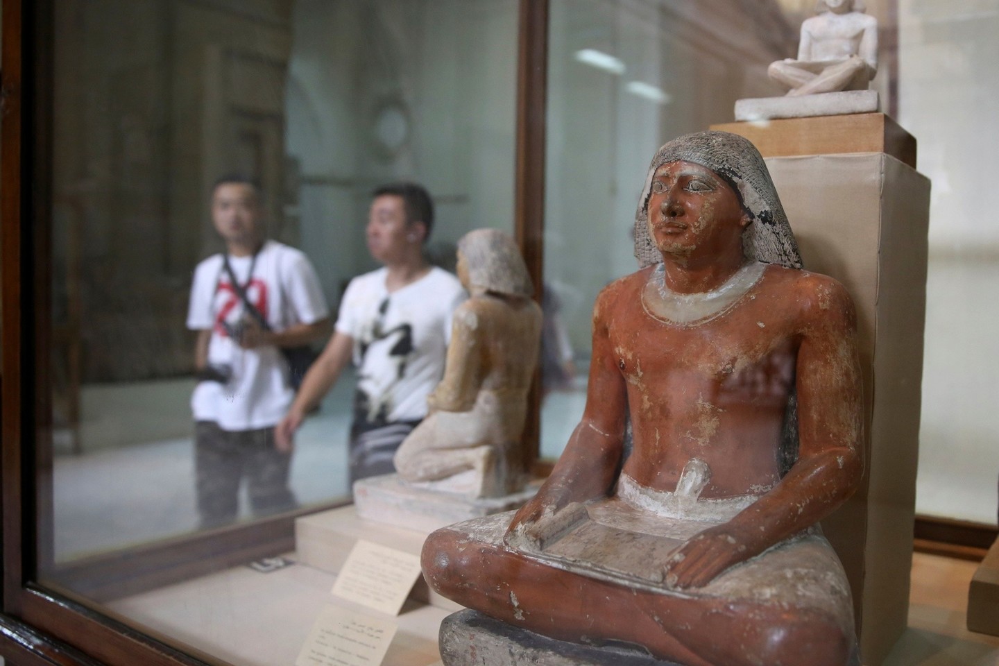 Egipto muziejaus parodoje rodomi seniausi papirusai su Didžiosios piramidės statytojų dienoraščiais.<br>Reuters/Scanpix nuotr.