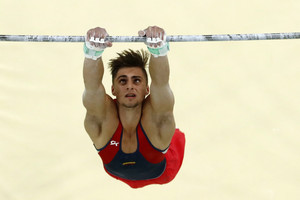 Gimnastas Robertas Tvorogalas olimpinėse žaidynėse žengia 14-as