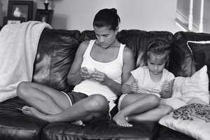 Sugalvojo, kaip išvaduoti žmones nuo vergovės telefonui