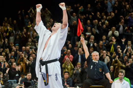 Į 2020-ųjų Tokijo žaidynių traukinį įšokti gali tik karatistai