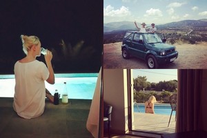 Ištekėjusi Raminta Vyšniauskaitė medų kopinėja saldžiai