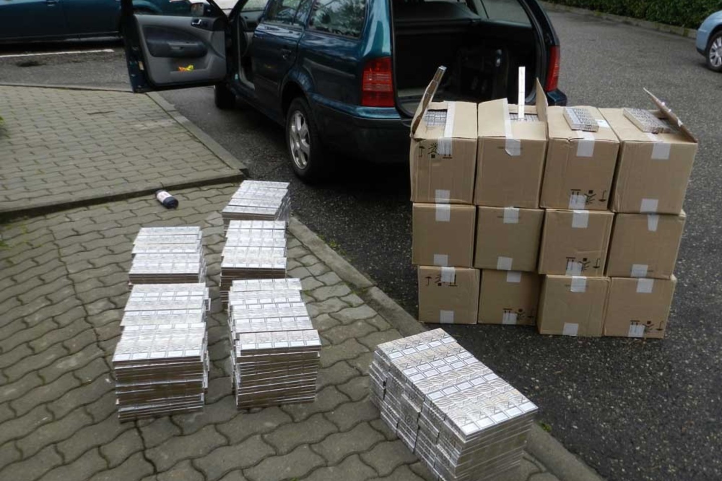 Cigarečių kontrabandininkas nukeliavo į areštinę.