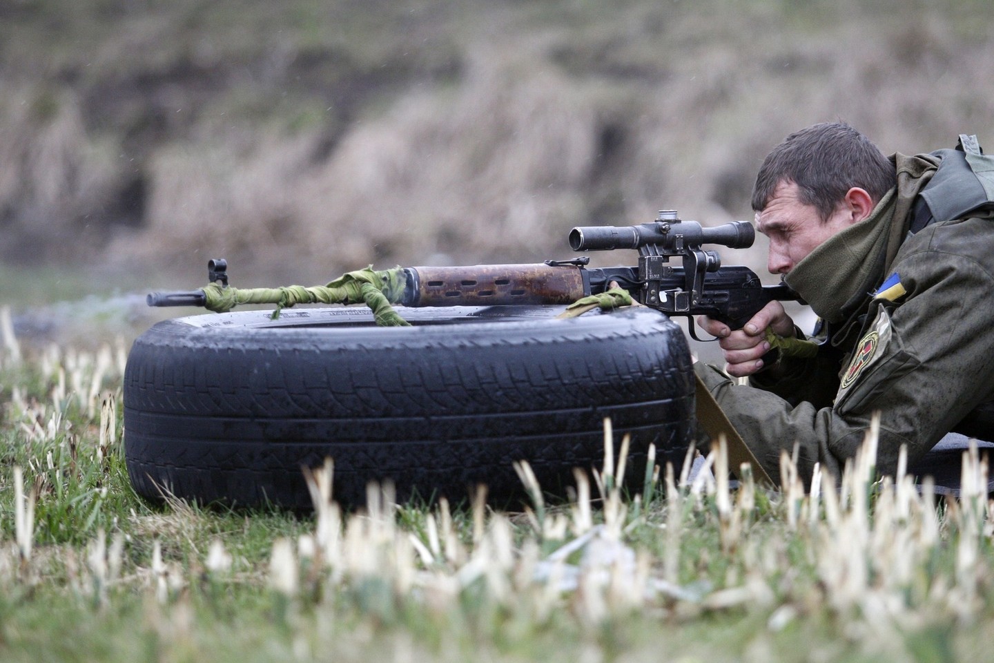Donbaso regione buvo nurodyta įvesti aukštą karinę parengtį.<br>AFP/ „Scanpix“ nuotr.