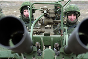 Kol Vakarai snaudė, Rusija slapta mobilizavo 100 tūkst. karių