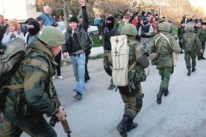 Rytų fronte – nerimą keliantis karinių pajėgų telkimas