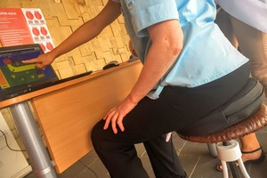 Žaidimas kompiuteriu išgydė susižalojusį kaunietį mėsininką