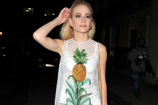 Dainininkė pasidavė ananasų madai