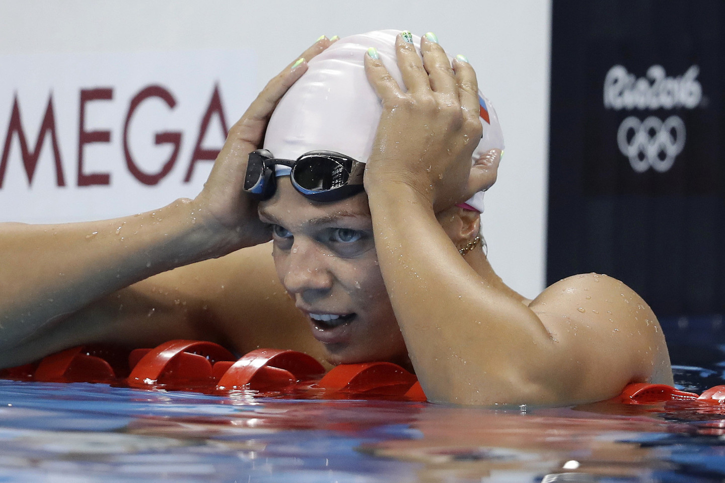 J.Jefimova 200 m plaukimo krūtine rungtyje iškovojo sidabrą.<br>AP nuotr.