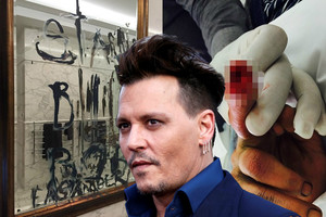 Nuo narkotikų apsvaigęs J. Deppas paliko kruviną žinutę žmonai