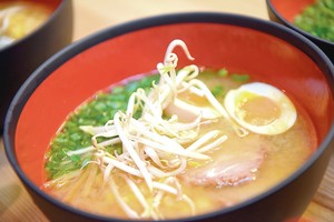 Japoniškas valgis, kurį reikia šliurpti ir to nesigėdyti