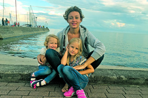 Aistė Jasaitytė-Čeburiak savo dukrą moko mėgautis mokslu