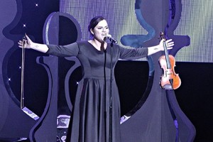 Anksti žvaigžde tapusios atlikėjos paauglystė primena košmarą