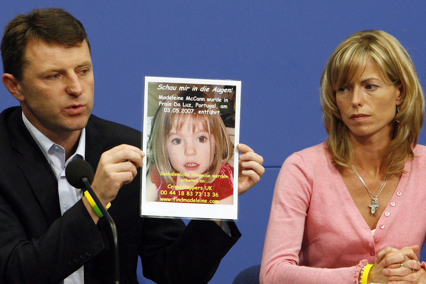 G. ir K.McCannai nepasidavė: visoje Europoje mergaitės ieškota devynerius metus.<br>AFP/“Scanpix“ nuotr.