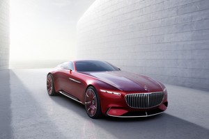 „Mercedes-Maybach 6“ užburia savo galimybėmis ir vaizdu kelyje