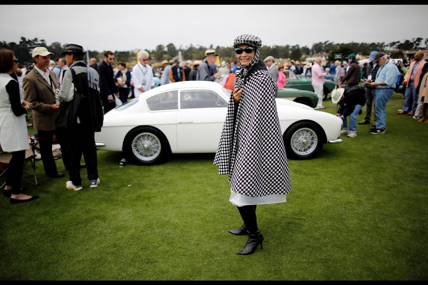 „Pebble Beach“ dizaino konkurse kiekvienais metais varžosi stilingiausi automobiliai.<br>Reuters/Scanpix nuotr.