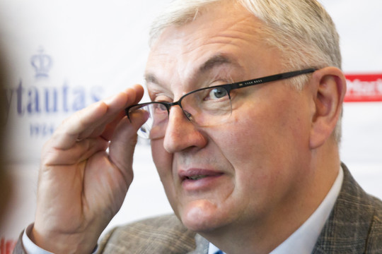 Jonui Kazlauskui – įspūdingas vaizdo klipas: „Ačiū, Generole“