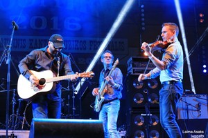 Kantri muzikos mylėtojai savaitgalį siautė Visagine