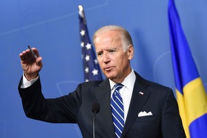 J.Bidenas įspėja Europą dėl Rusijos