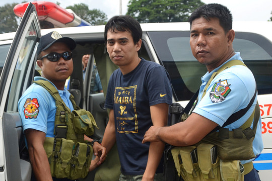 Išpirkos negavę Filipinų islamistai nukirto galvą įkaitui