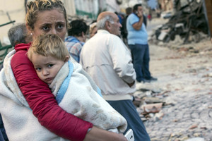 Diena po žemės drebėjimo: sugriauti miestai ir gyvųjų paieškos