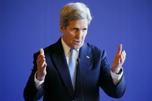 JAV derisi su Rusija: J. Kerry susitiko su S. Lavrovu