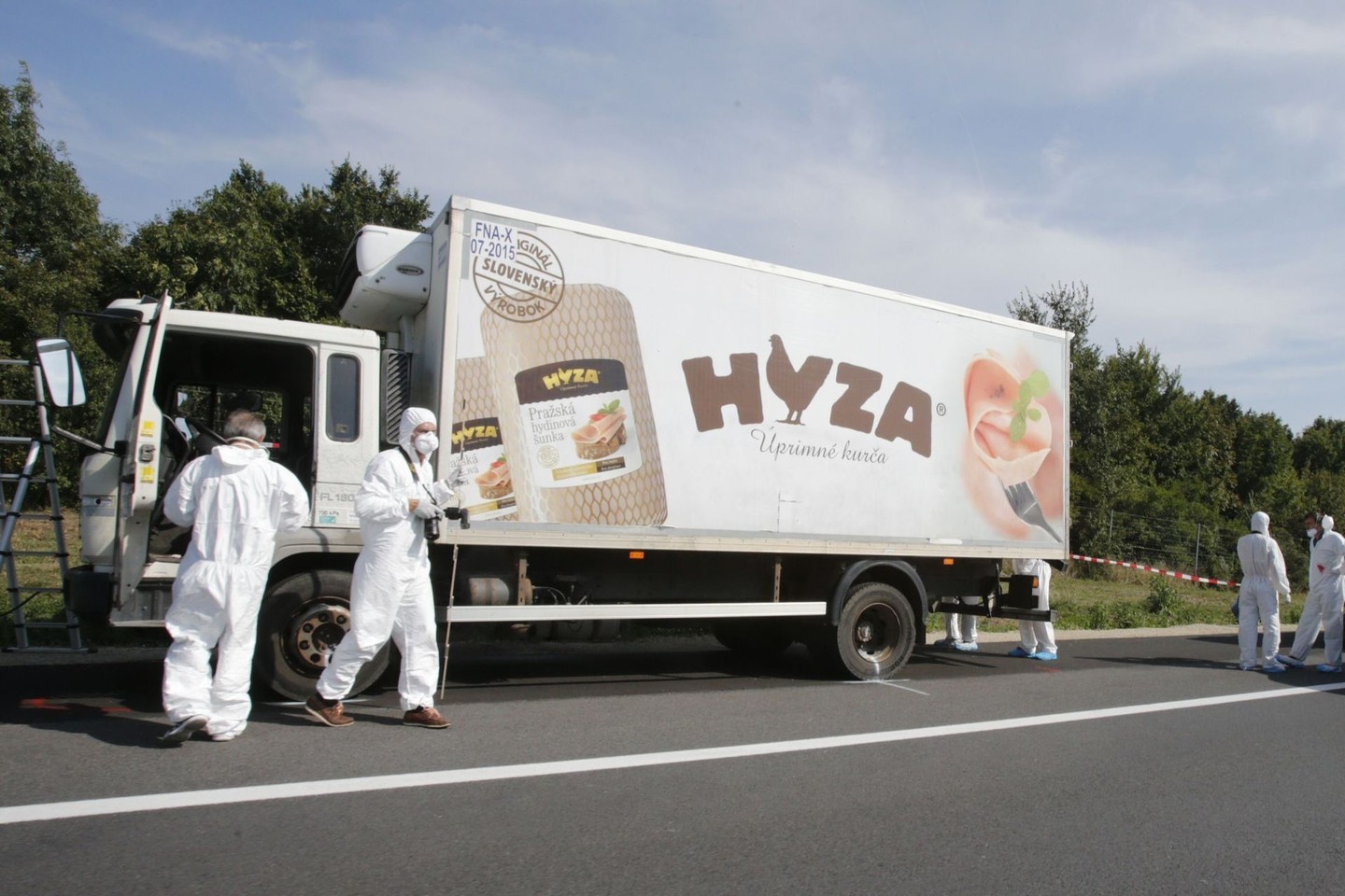 Daugumos sunkvežimyje uždususių migrantų tapatybės buvo nustatytos, išskyrus kelis.