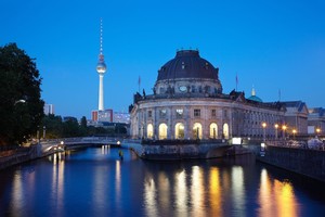 „Seksuali, bet skurdi“ sostinė: tamsioji Berlyno pusė