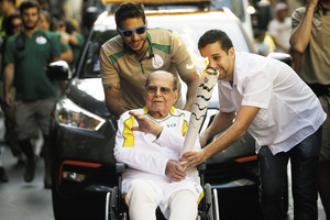 Grožio chirurgijos karalius mirė po olimpinės ugnies nešimo