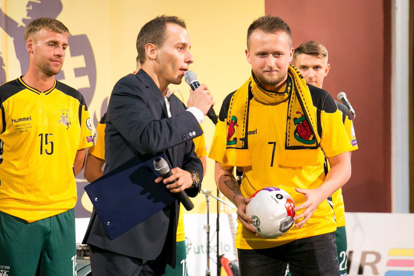 Lietuvos futbolo rinktinės pristatymas sostinės Rotušėje