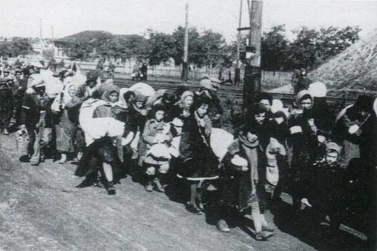 Atmintis. Sukanka 75 metai nuo žydų mirties maršo Molėtuose