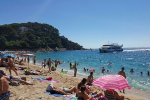 Per poros poilsį Ispanijoje – ir senjorių iš Rusijos piktdžiuga