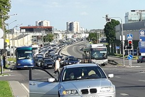 Vairavimo mokytojas atskleidė, kas sukelia didžiausias spūstis