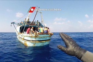 Italija išgelbėjo dar 3 tūkst. į Europą vykusių migrantų