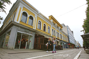 Baro kaimynai Kaune sukilo: griaus ventiliacijos kaminą