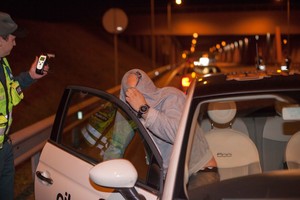 Nuomotą automobilį girtas vairavęs vyras bėgo nuo policijos