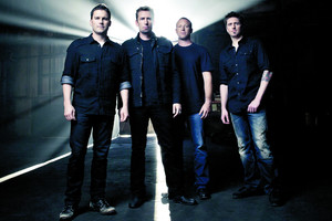 „Nickelback“ žvaigždė prabilo: „Tai buvo pragaras“