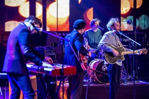 Grupė „Carnival Youth“ pakeliui į JAV užsuks į Vilnių