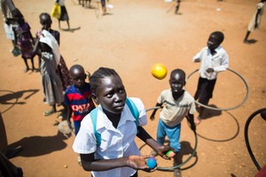 Pasaulio konfliktai privertė namus palikti 28 mln. vaikų