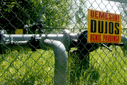 Dujų jungtis su Lenkija vėluos