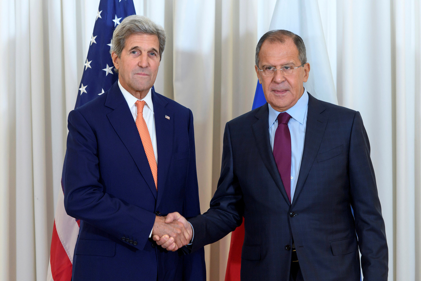 J.Kerry ir S. Lavrovas Ženevoje susitinka pokalbių dėl Sirijos
