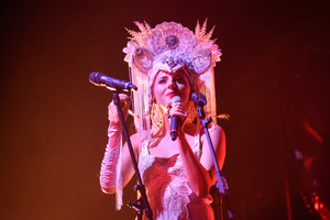 Albumo apžvalga. „Amiya Inspiration“ „The Goddess“