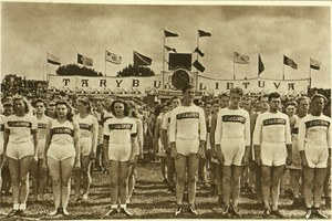 Antano Sniečkaus albume – naujo sovietinio žmogaus kūrimas (4)